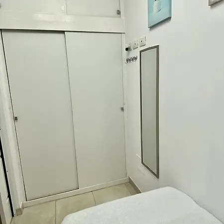 Habitación en casa particular Singol In Shared In Cristianos Playa Vistas Arona (Tenerife)