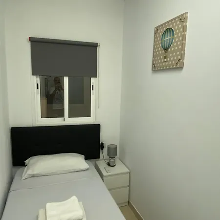 Singol In Shared In Cristianos Playa Vistas